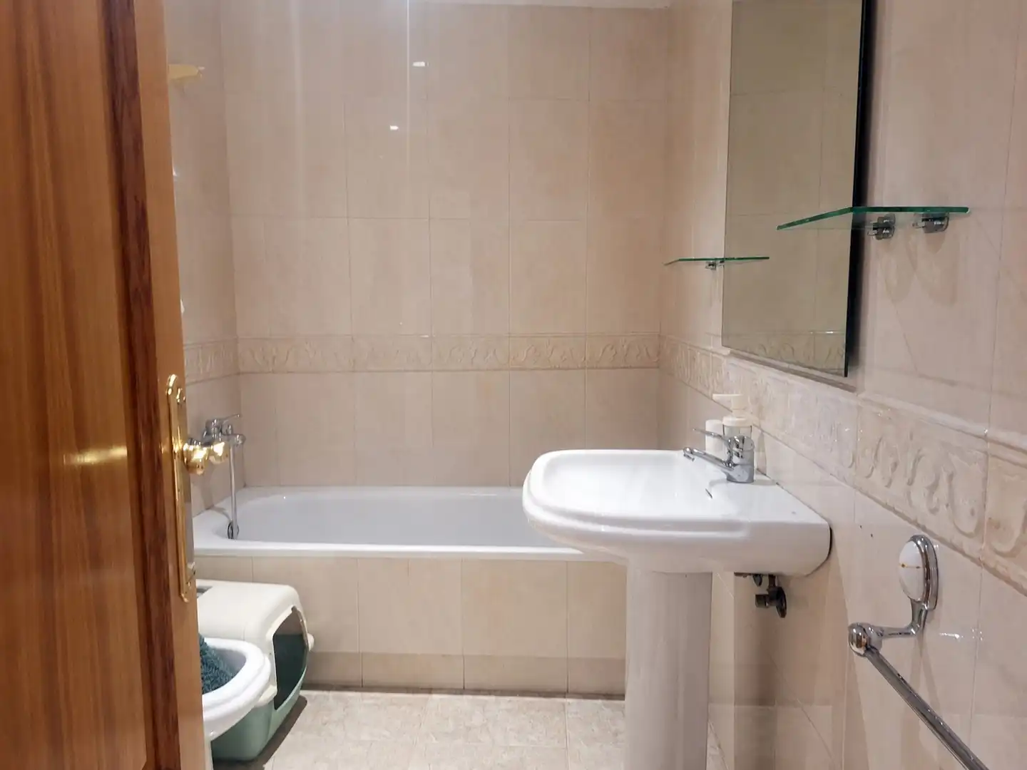 Bathroom of Attic for sale in Ribeira  with Heating, Parquet flooring and Terrace