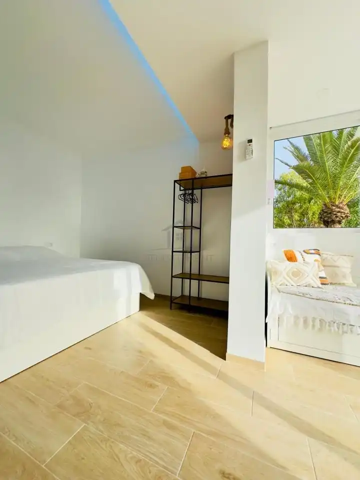 Studio avec piscine à louer à Hercules, imagen 2