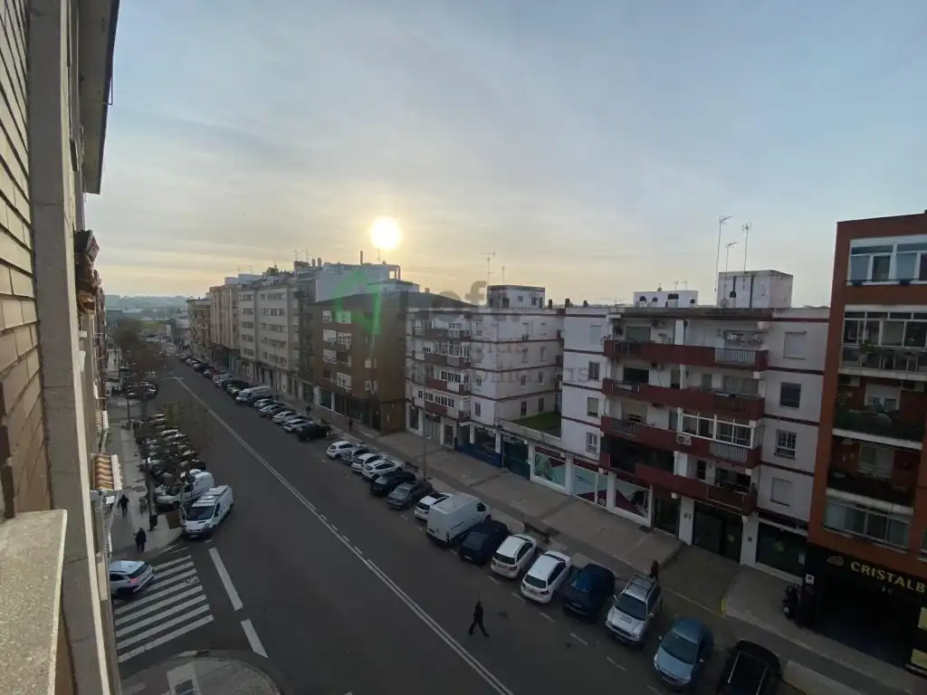 Vista exterior de Pis en venda en Badajoz