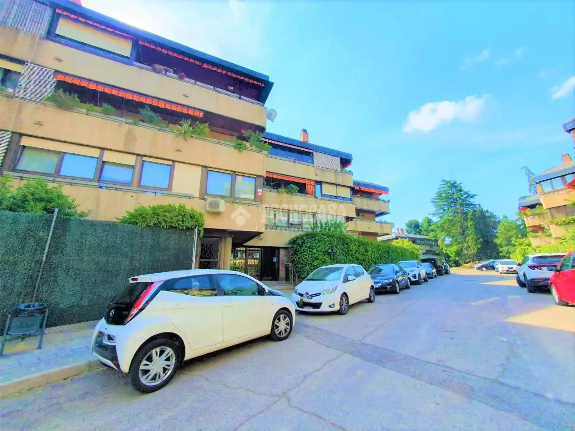 Piso en venta en Rejas