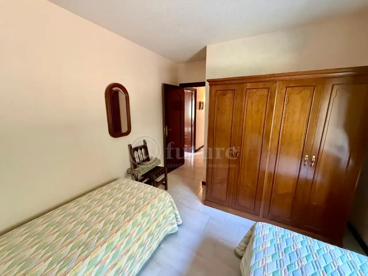 Dormitori de Casa o xalet en venda en Galindo y Perahuy amb Calefacció, Jardí privat i Piscina