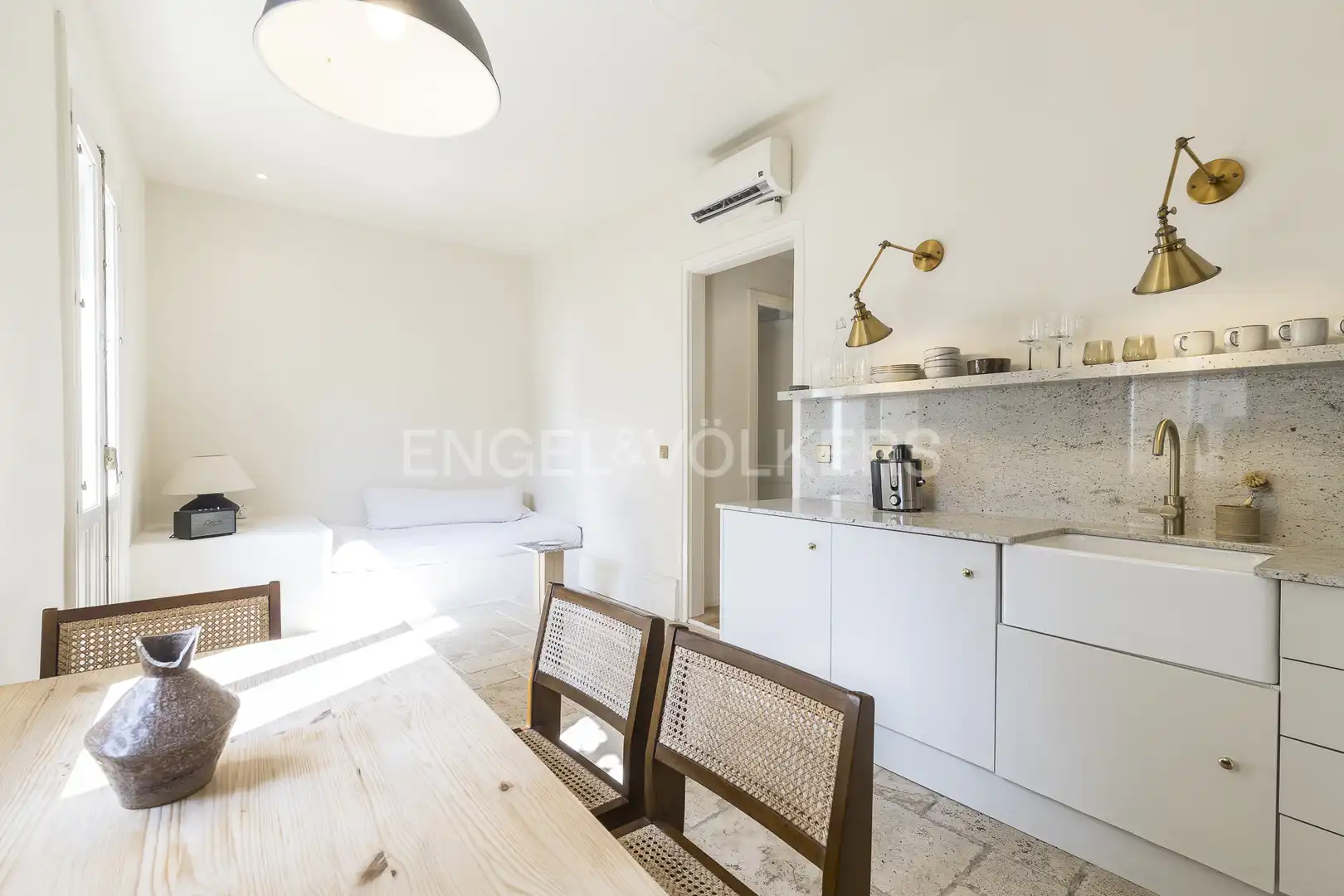 Küche von Wohnung zur Miete in Barcelona mit Klimaanlage, Heizung und Balkon