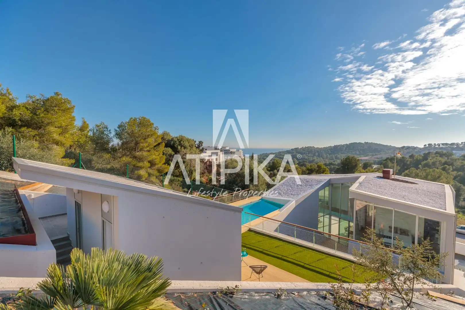 Vista exterior de Casa o xalet en venda en Sitges amb Calefacció, Terrassa i Traster