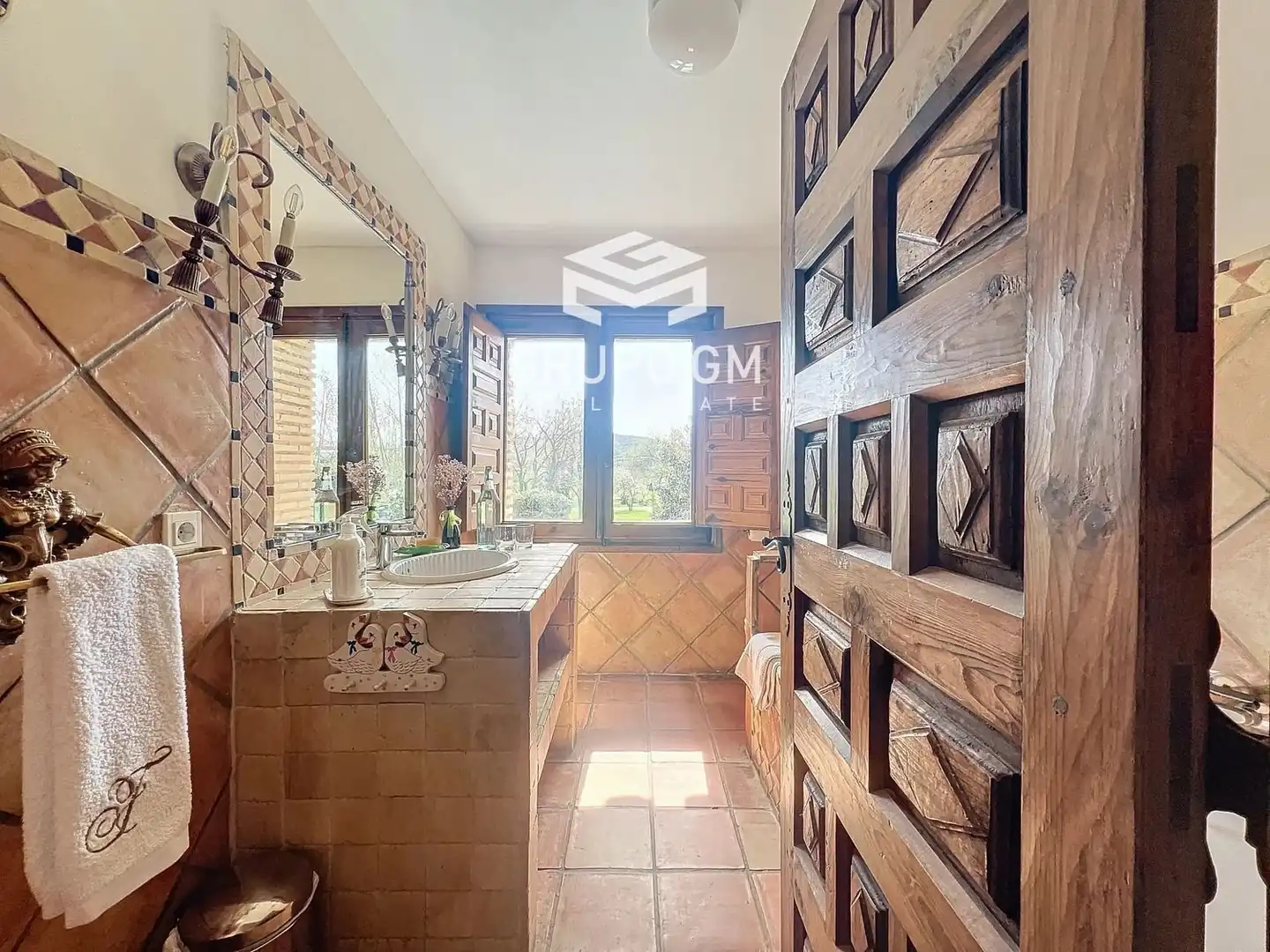 Bathroom of Houses for sale in  Logroño  with Terrace, Storage room and Swimming Pool