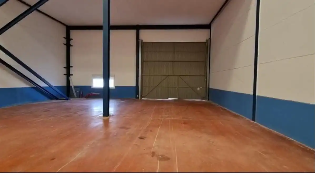 Nave industrial en alquiler en Avenida Piedad Colón, imagen 3