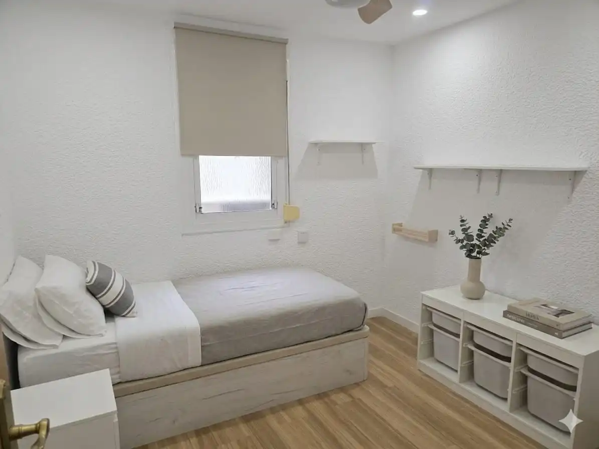 Dormitori de Pis en venda en L'Hospitalet de Llobregat amb Aire condicionat, Calefacció i Parquet