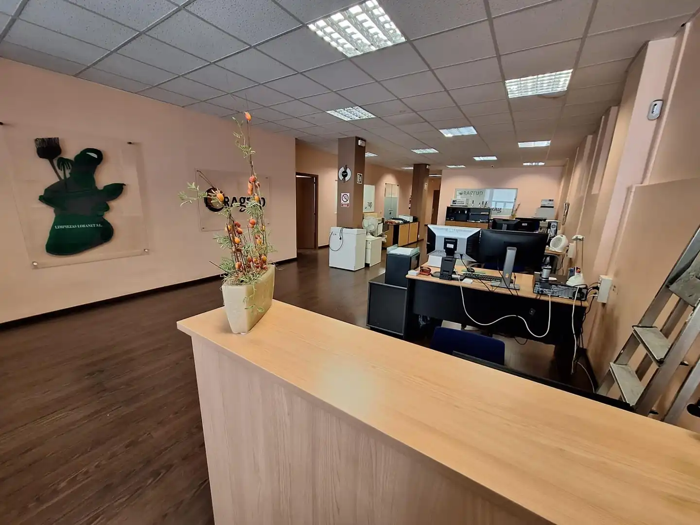 Business premises for sale in Poble, imagen 2