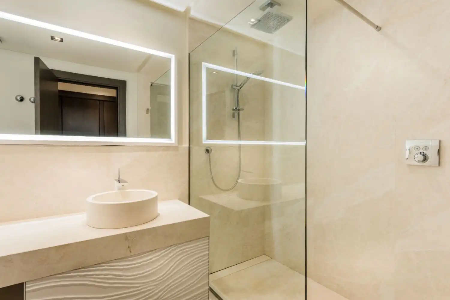 Baño de Casa o chalet de alquiler en Marbella con Aire acondicionado, Calefacción y Terraza
