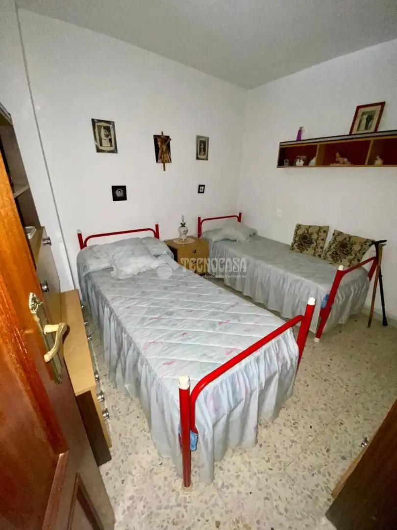 Habitación de Casa adosada en venta en Aljucén