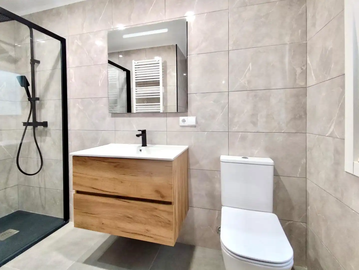 Bany de Apartament en venda en Universidad