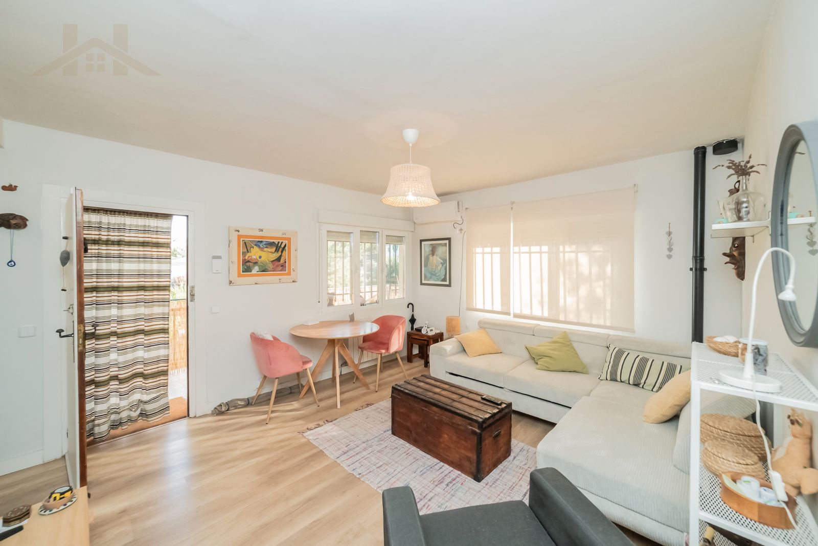 Sala de estar de Casa o chalet en venta en Santa Cruz del Retamar con Aire acondicionado, Calefacción y Jardín privado