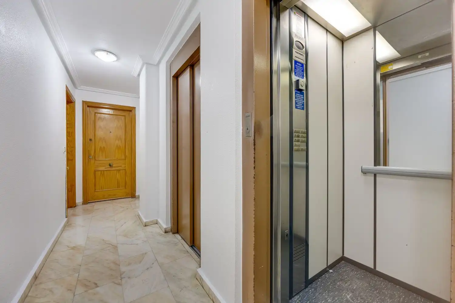 Piso con terraza en venta en Calle la Loma 73, imagen 6