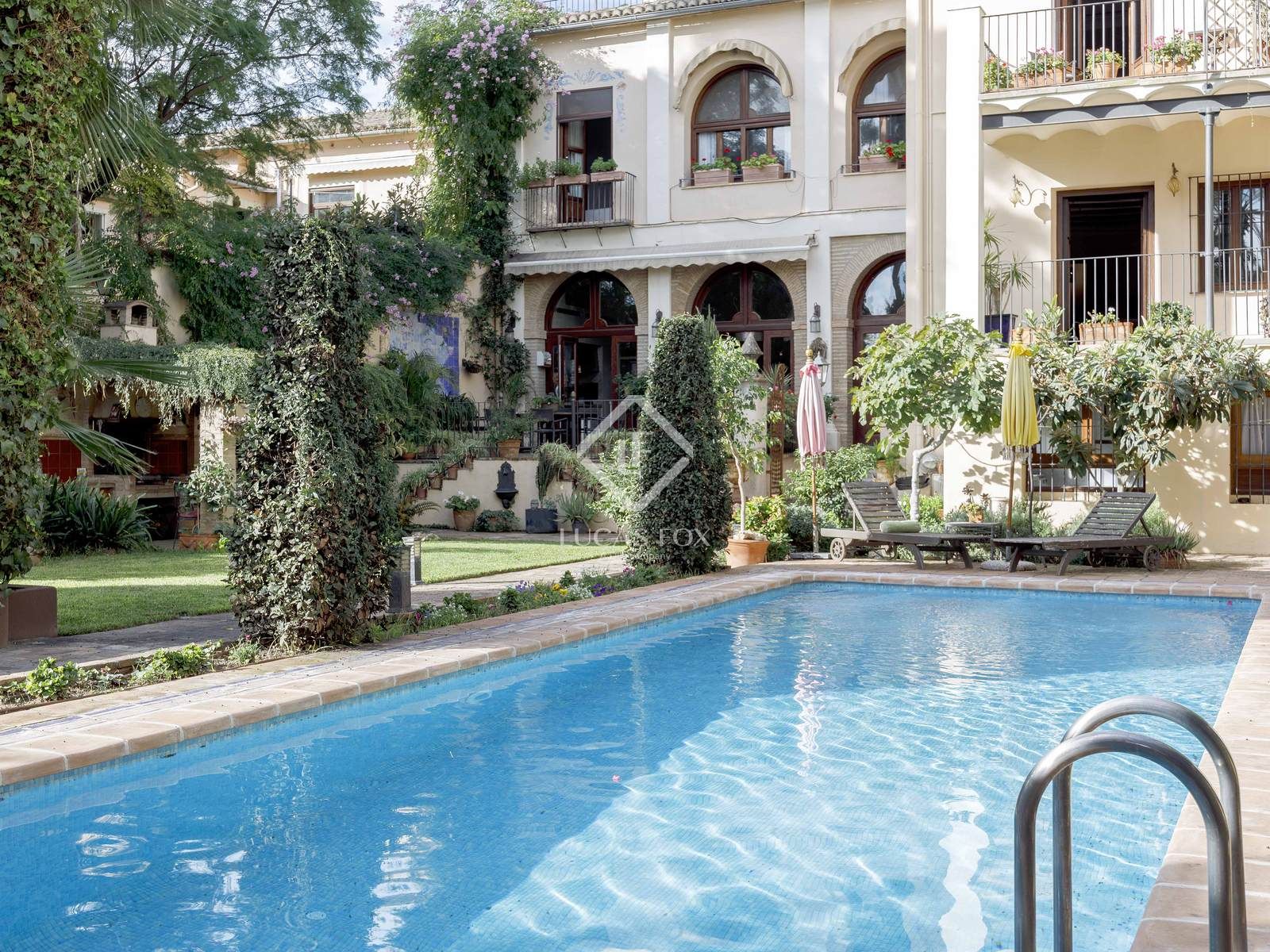 Swimming pool of House or chalet for sale in Rocafort  with Air Conditioner, Heating and Private garden