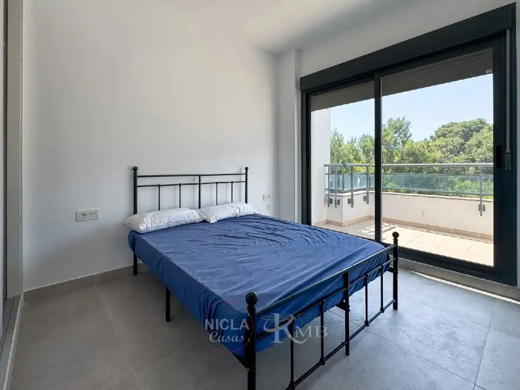 Habitación de Apartamento en venta en Garrucha con Aire acondicionado, Terraza y Amueblado