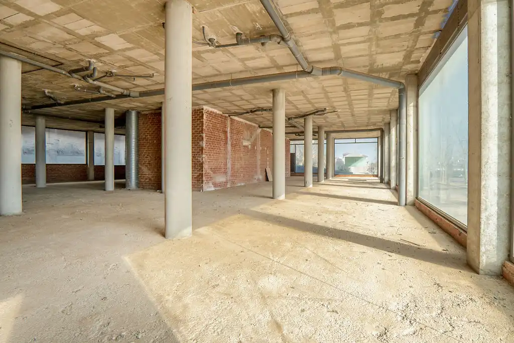 Local comercial en venda a Av Ronda de Levante - Edif. Los Jardines del Alamo -, imagen 9