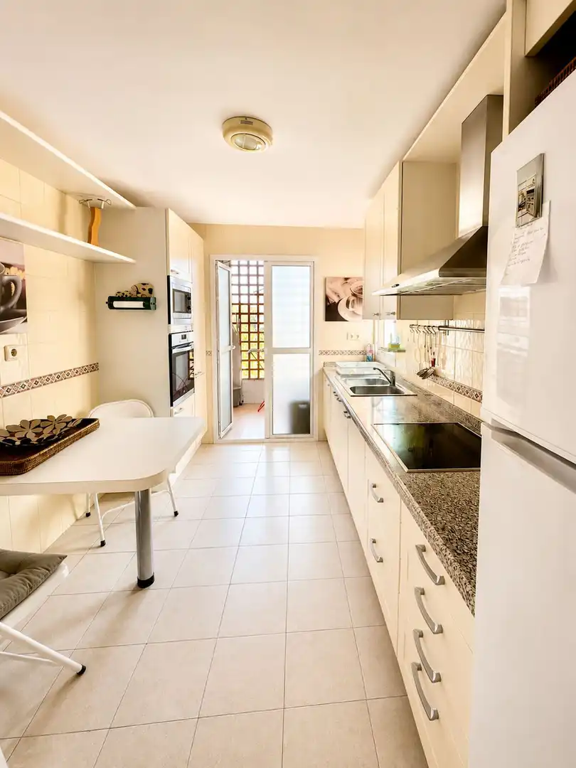 Flat with lift for sale in San Pedro de Alcántara, imagen 10