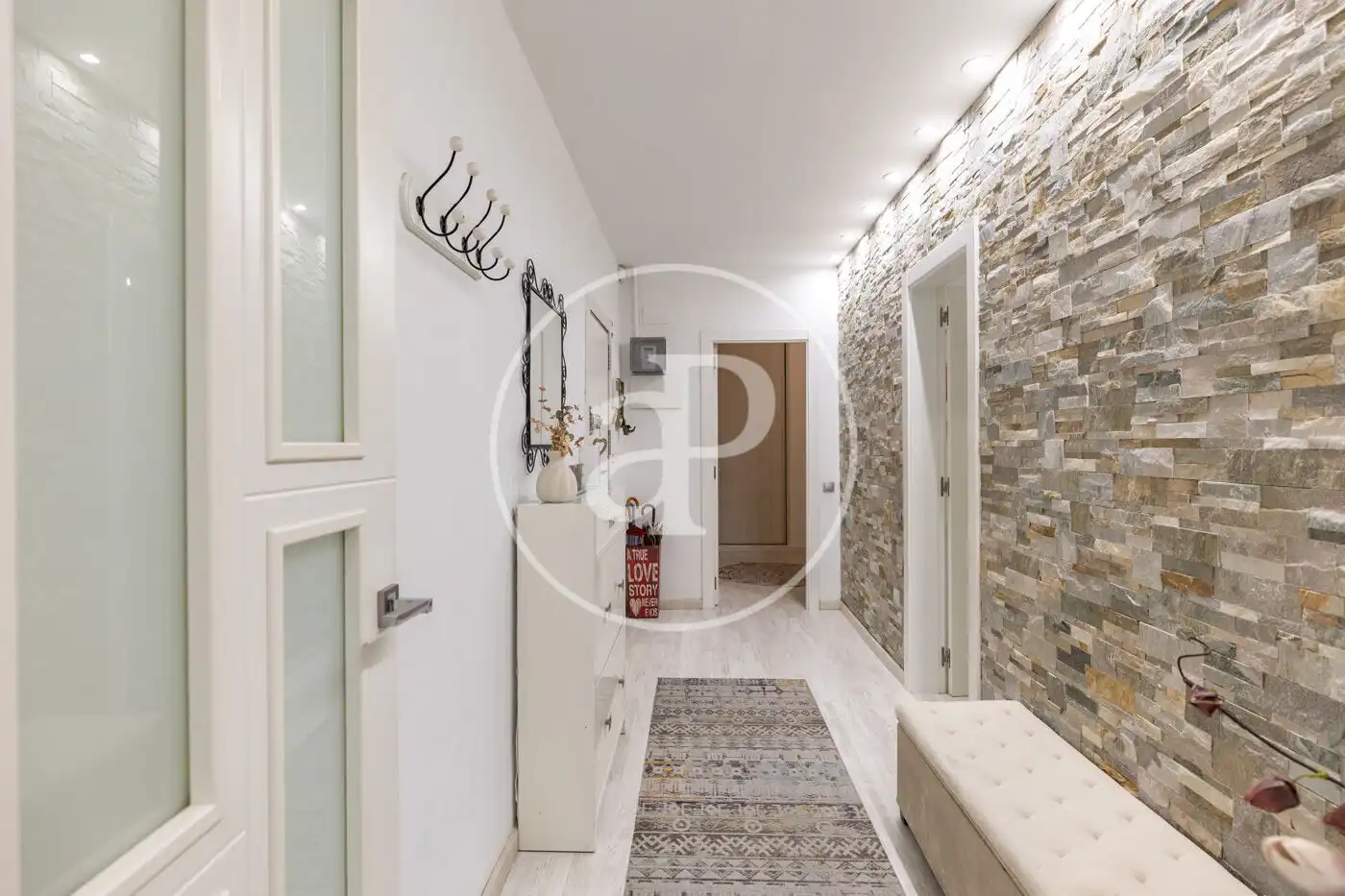 Piso en venta en Barcelona con Calefacción y Terraza