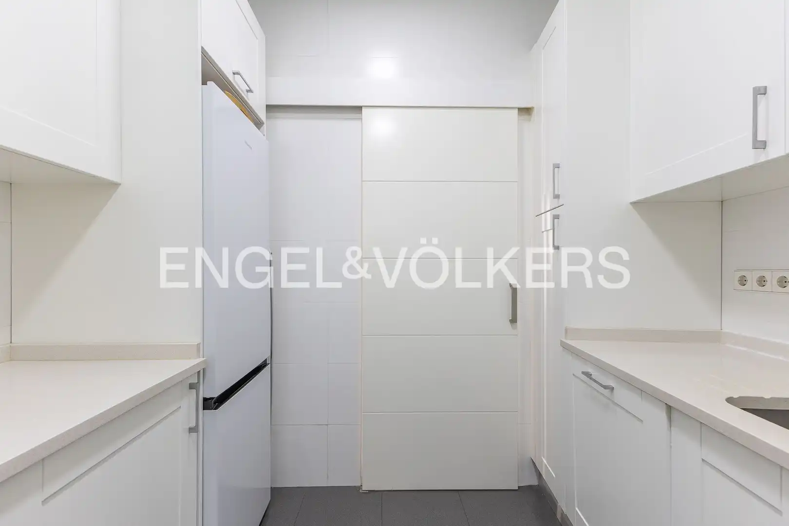 Küche von Wohnung zur Miete in Madrid mit Heizung, Möbliert und Balkon