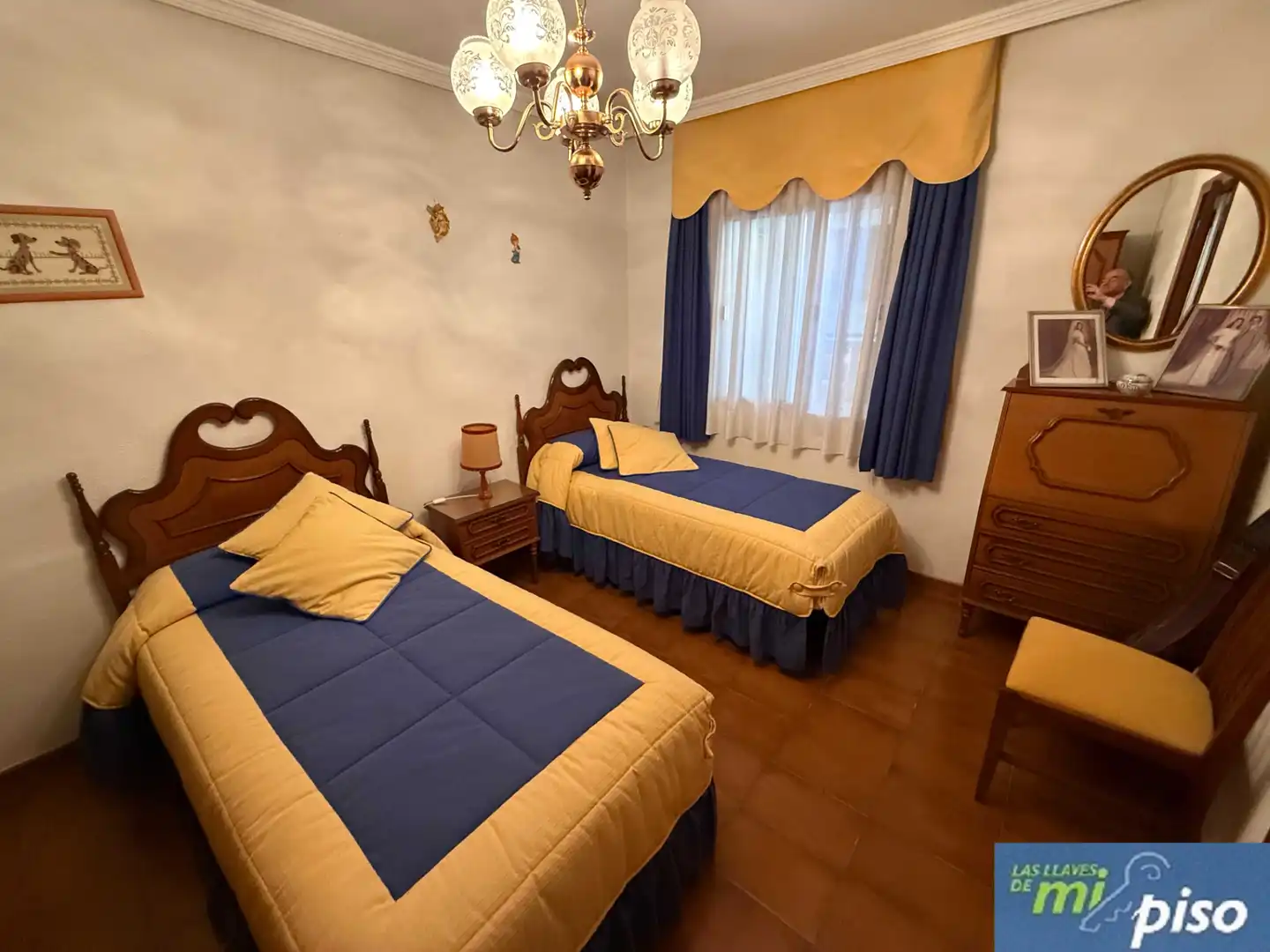 Habitación de Casa o chalet en venta en Valladolid con Calefacción, Jardín privado y Parquet
