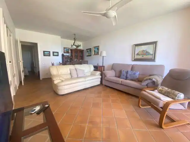 Wohnzimmer von Wohnungen zum Verkauf in Islantilla mit Klimaanlage, Heizung und Terrasse