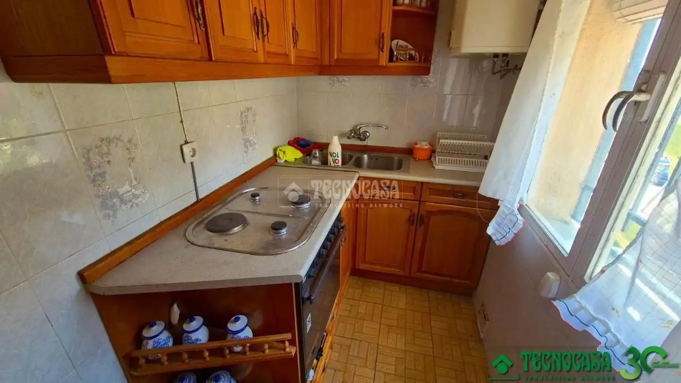 Cuina de Casa adosada en venda en Lanzahíta amb Aire condicionat i Calefacció
