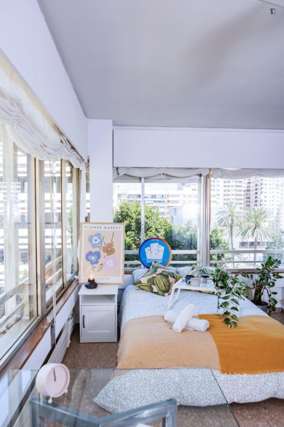 Balcony of Apartment to share in  Valencia Capital  with Furnished, Oven and Washing machine