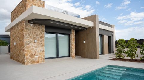 Villa con piscina privada, solárium y 3 habitaciones en Ciudad Quesada