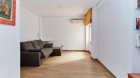 Foto 2 de Piso en venta en Hospital, Jaén Capital