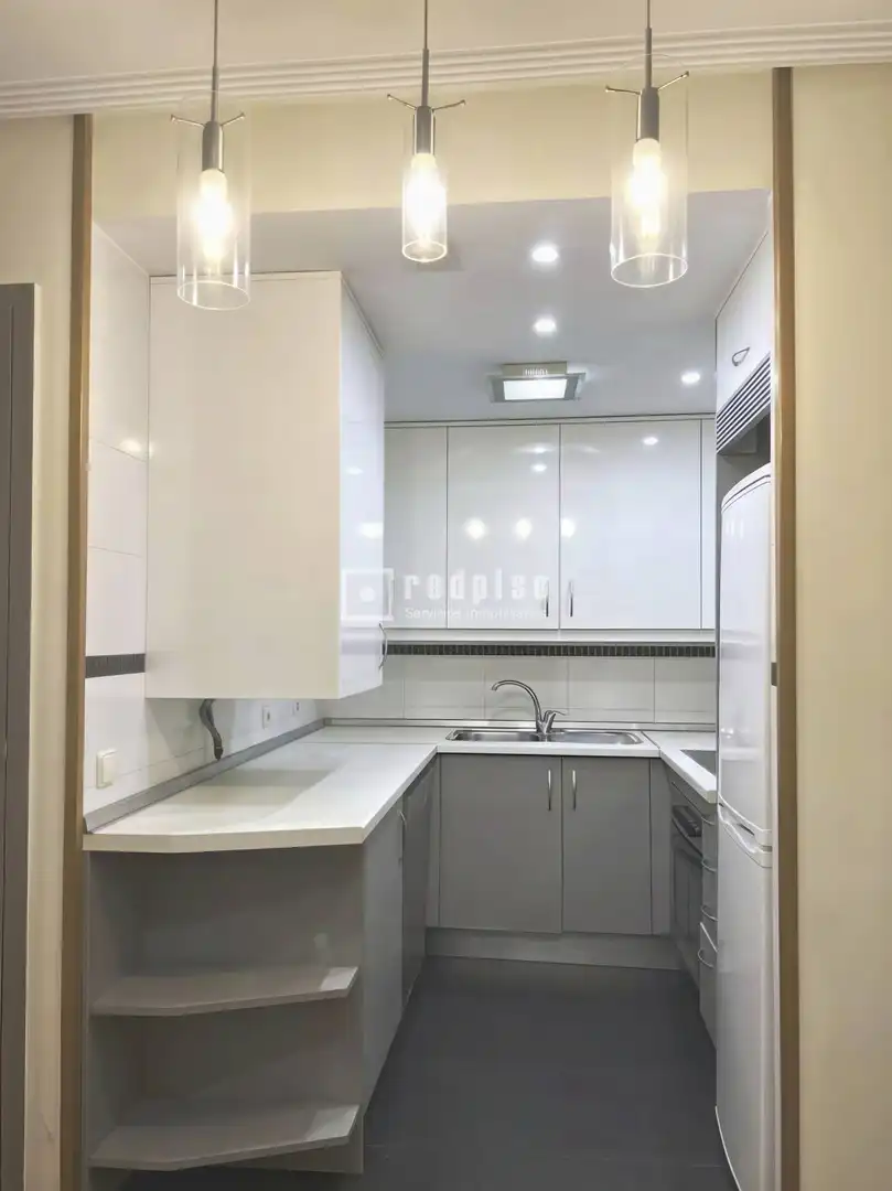 Cocina de Piso en venta en Madrid con Aire acondicionado, Calefacción y Jardín privado
