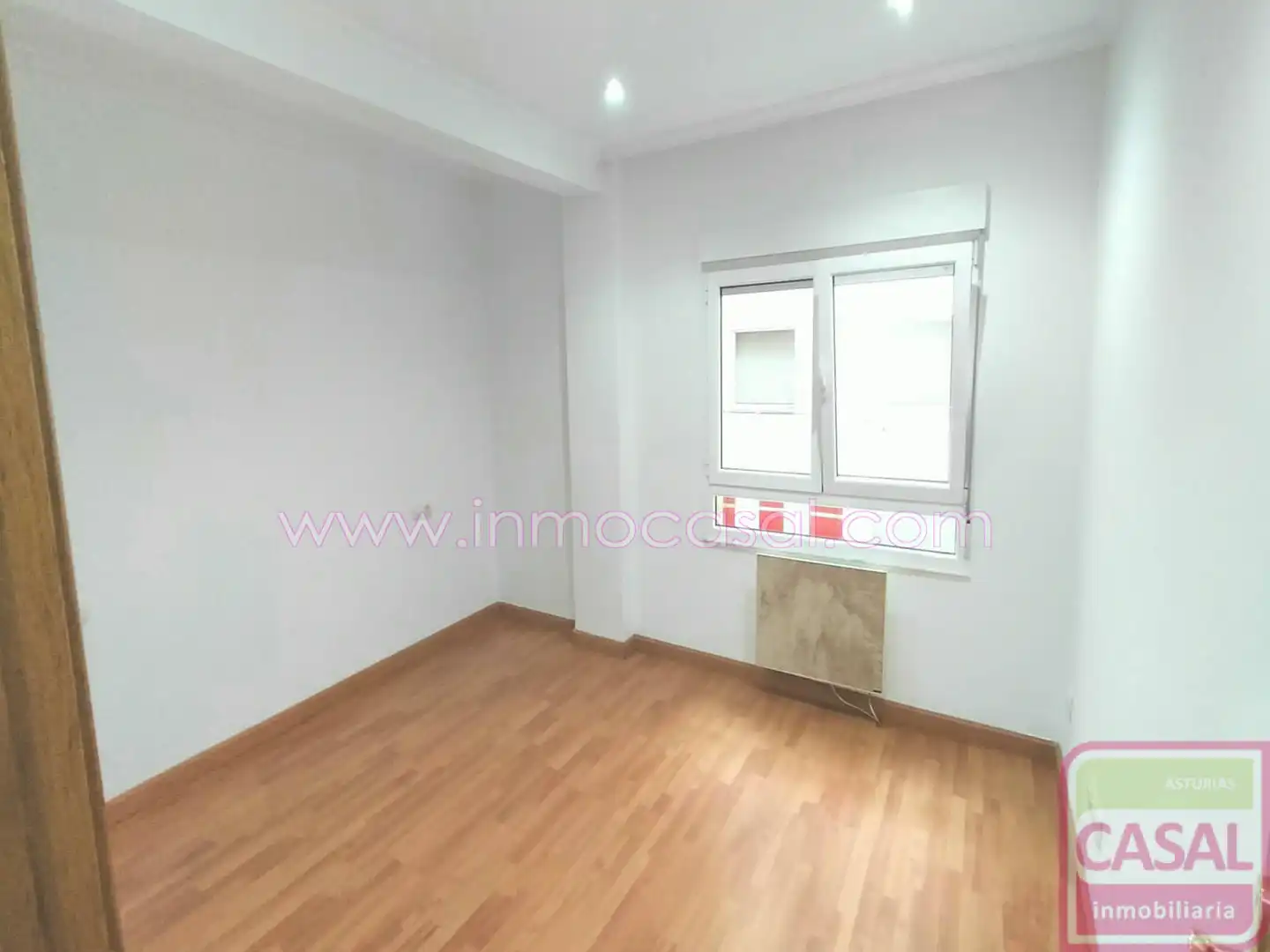 Habitación de Piso en venta en Proaza con Calefacción