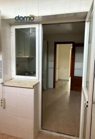 Cocina de Piso en venta en Málaga con Terraza y Piscina comunitaria
