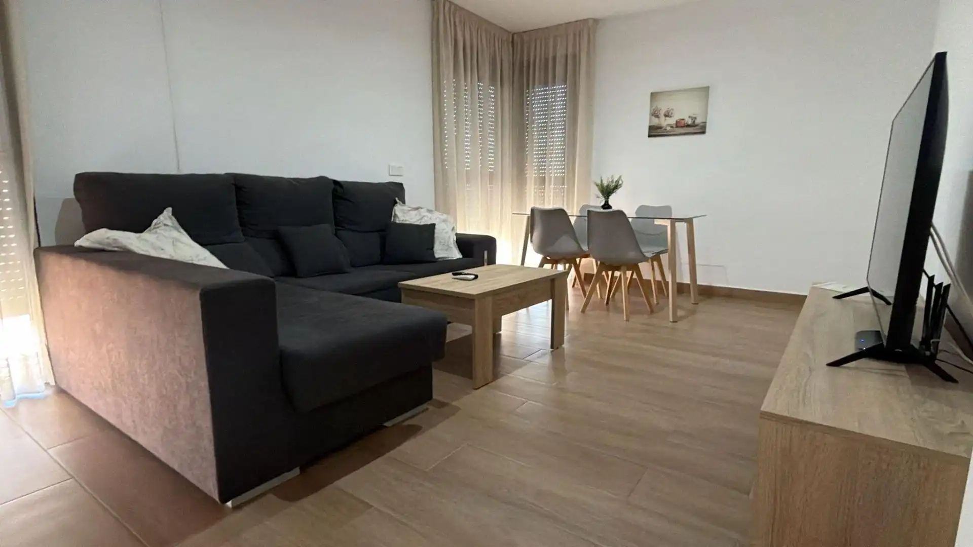 Living room of Flat for sale in Elche / Elx  with Air Conditioner, Terrace and Furnished