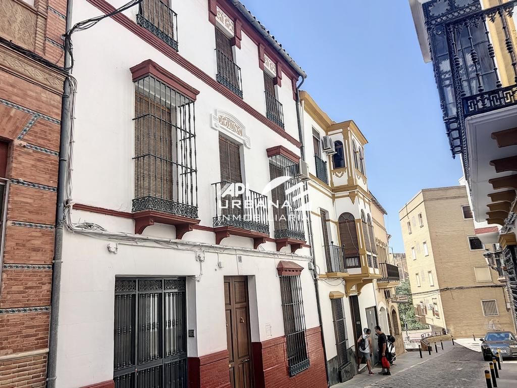 Exterior view of House or chalet for sale in Puente Genil  with Terrace and Balcony