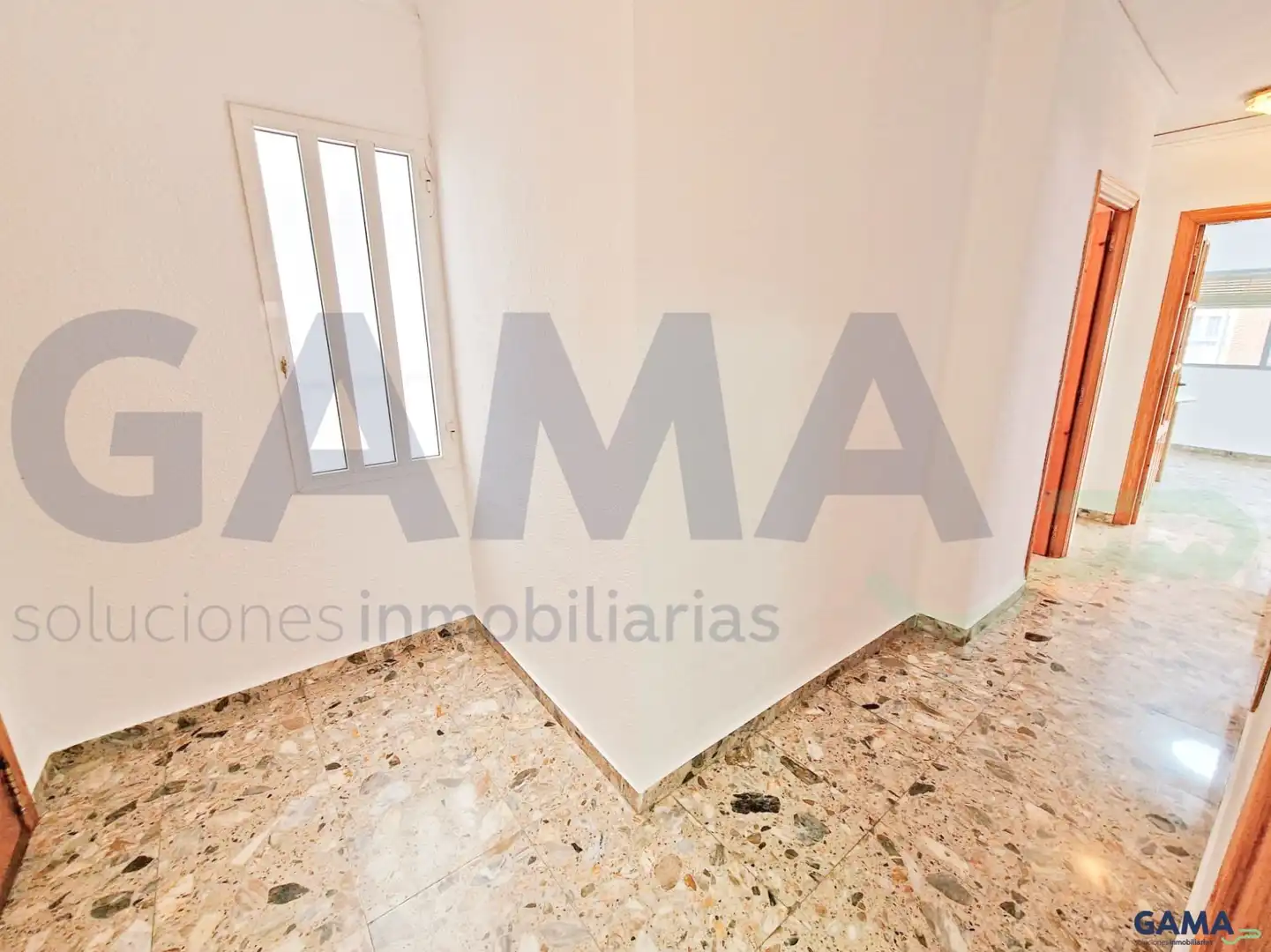 Balcony of Flat for rent in Carcaixent  with Air Conditioner