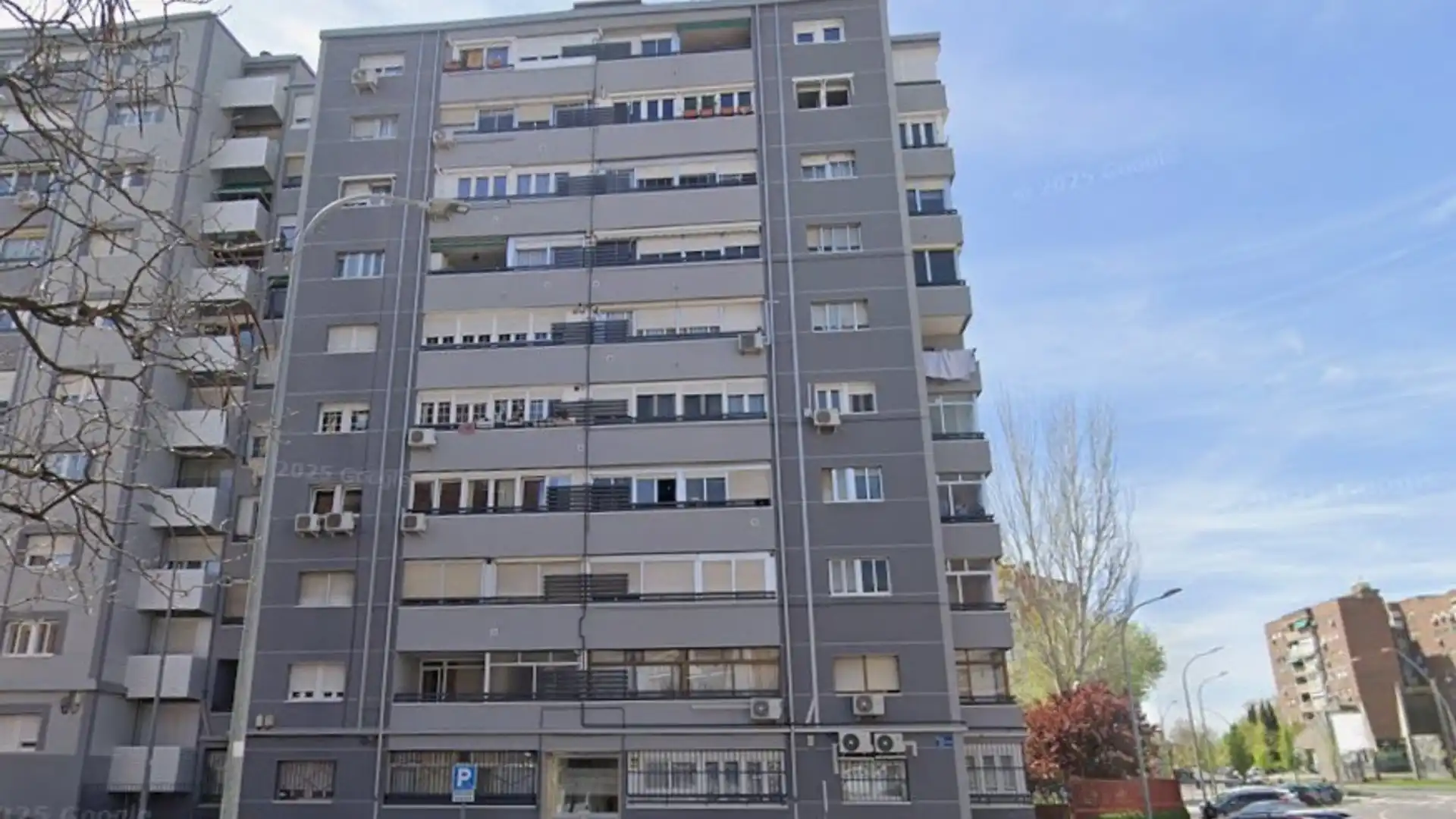 Vista exterior de Piso en venta en Fuenlabrada con Aire acondicionado, Calefacción y Horno
