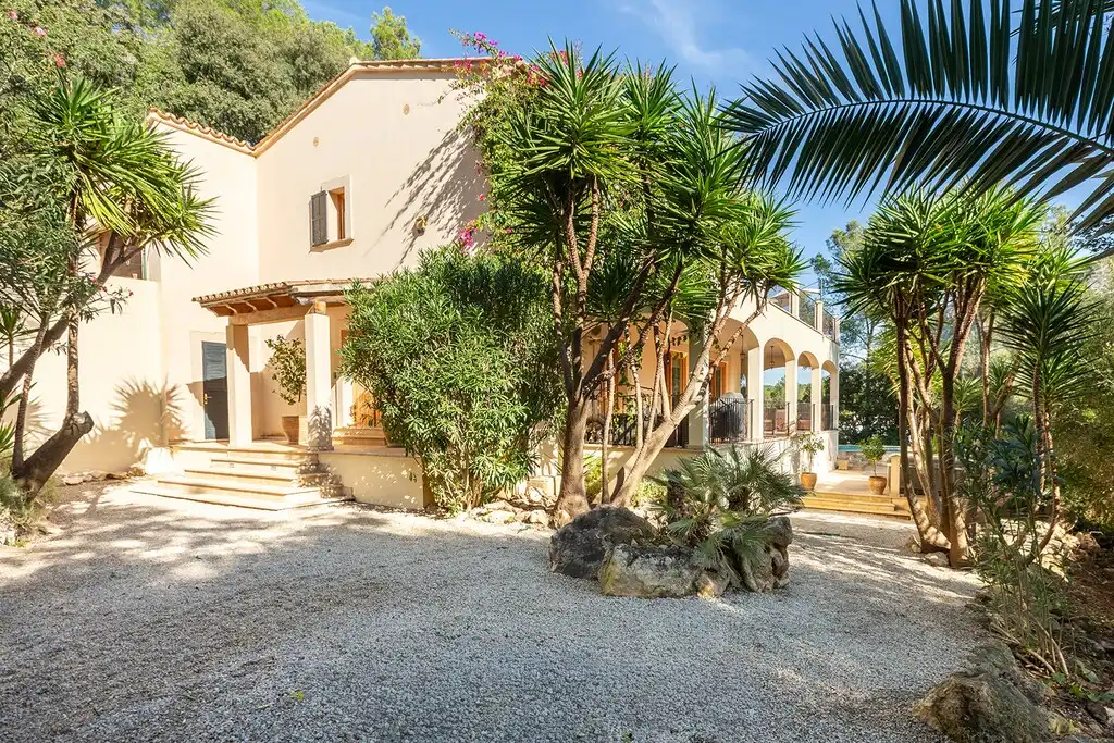 Vista exterior de Casa o xalet en venda en Sa Pobla amb Aire condicionat, Jardí privat i Terrassa