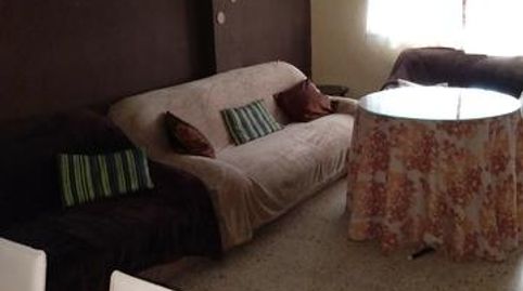 Foto 2 de Piso en venta en Plaza de la Constitución, Miralvalle - Av. Virgen del Puerto - La Data, Plasencia