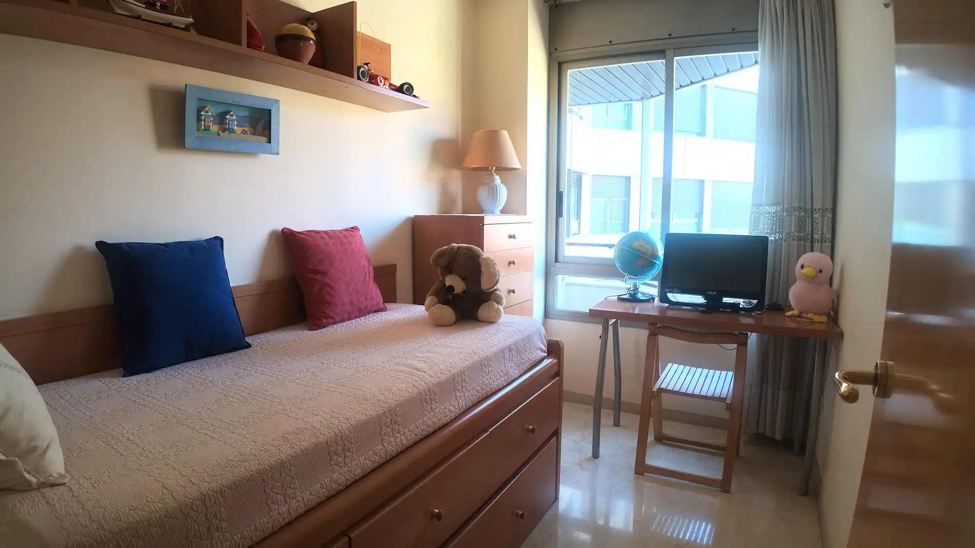Habitación de Piso en venta en Molins de Rei con Aire acondicionado, Calefacción y Piscina