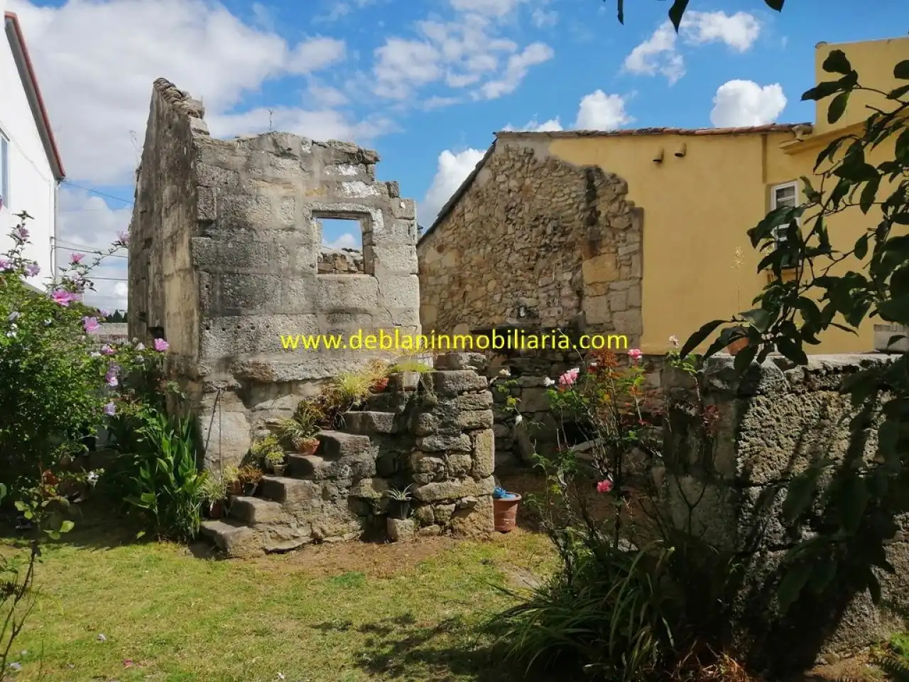 House with garden for sale in Rúa San Bartolomeu