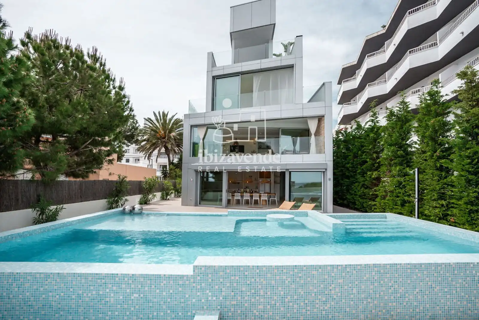 Vista exterior de Casa o xalet en venda en Eivissa amb Aire condicionat, Calefacció i Terrassa