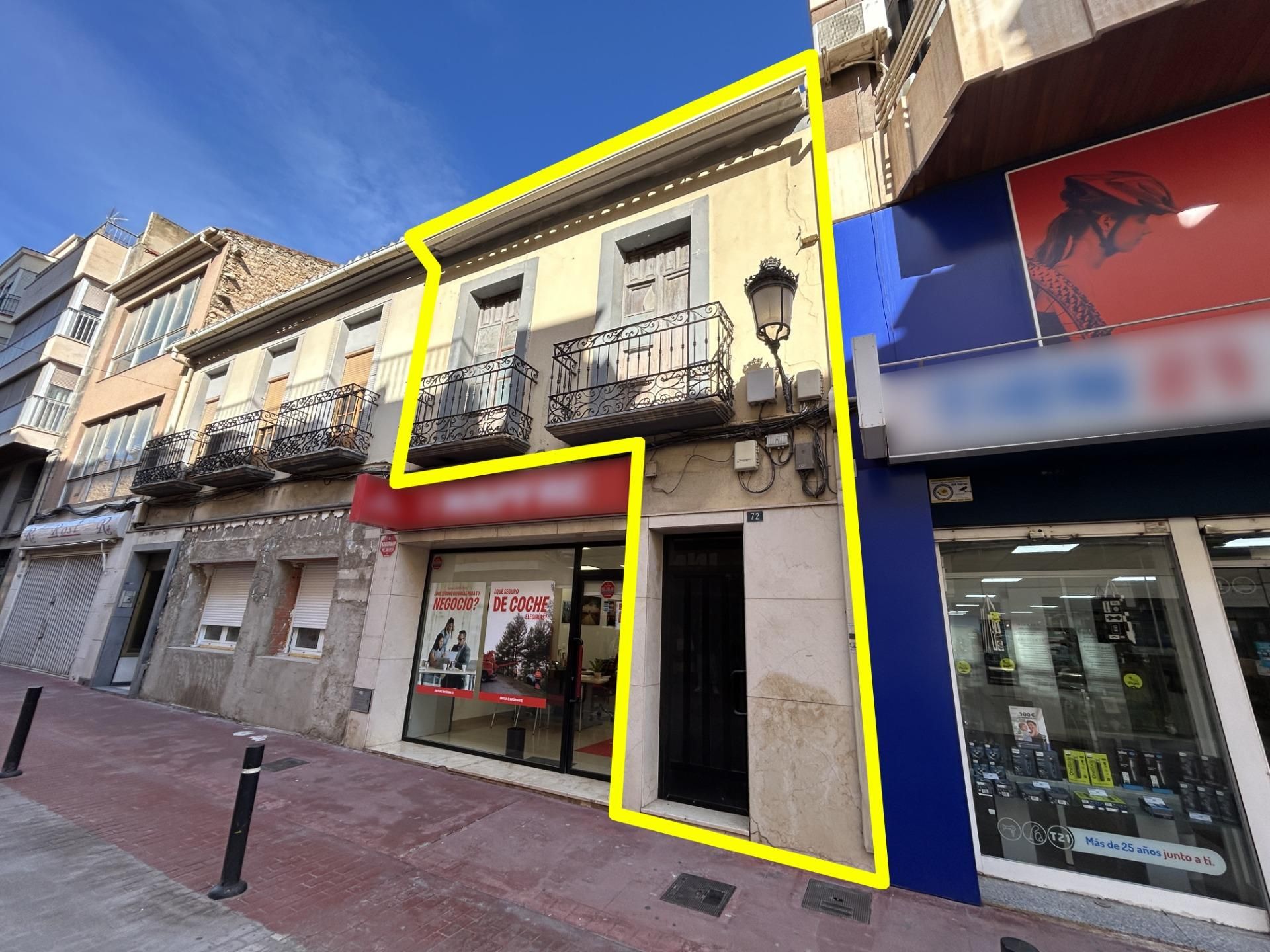 Piso en venta en Calle EMILIO CASTELAR