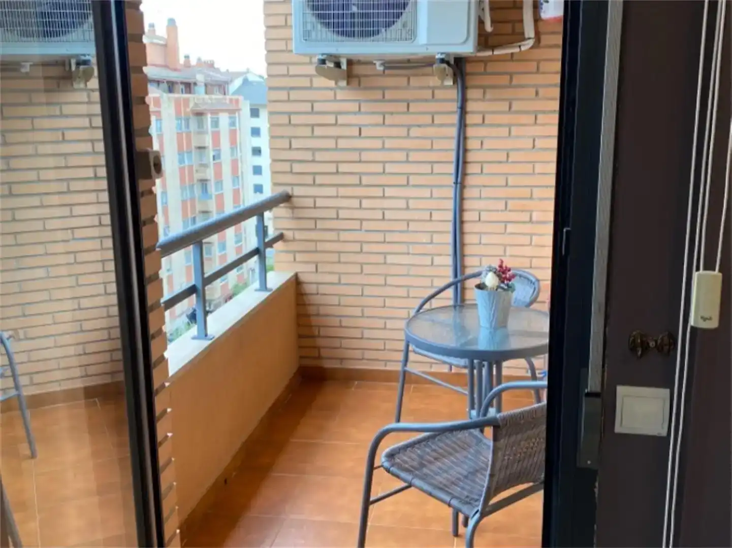 Terrasse von Wohnung zum Verkauf in Almazán mit Klimaanlage und Balkon
