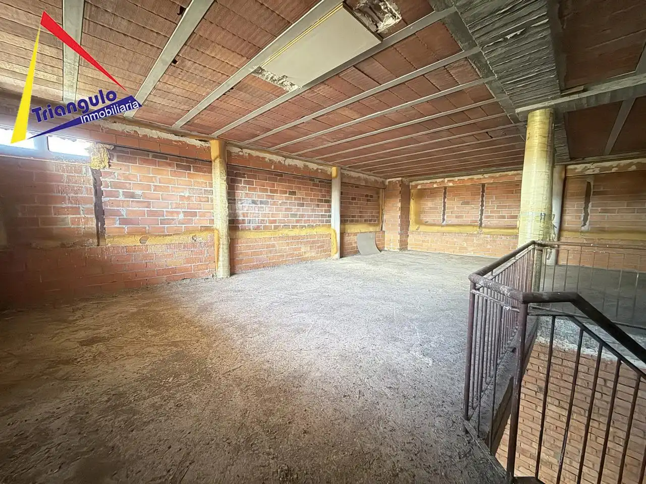 Local comercial en venta en La Lastrilla
