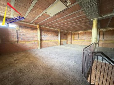 Local comercial en venda a La Lastrilla