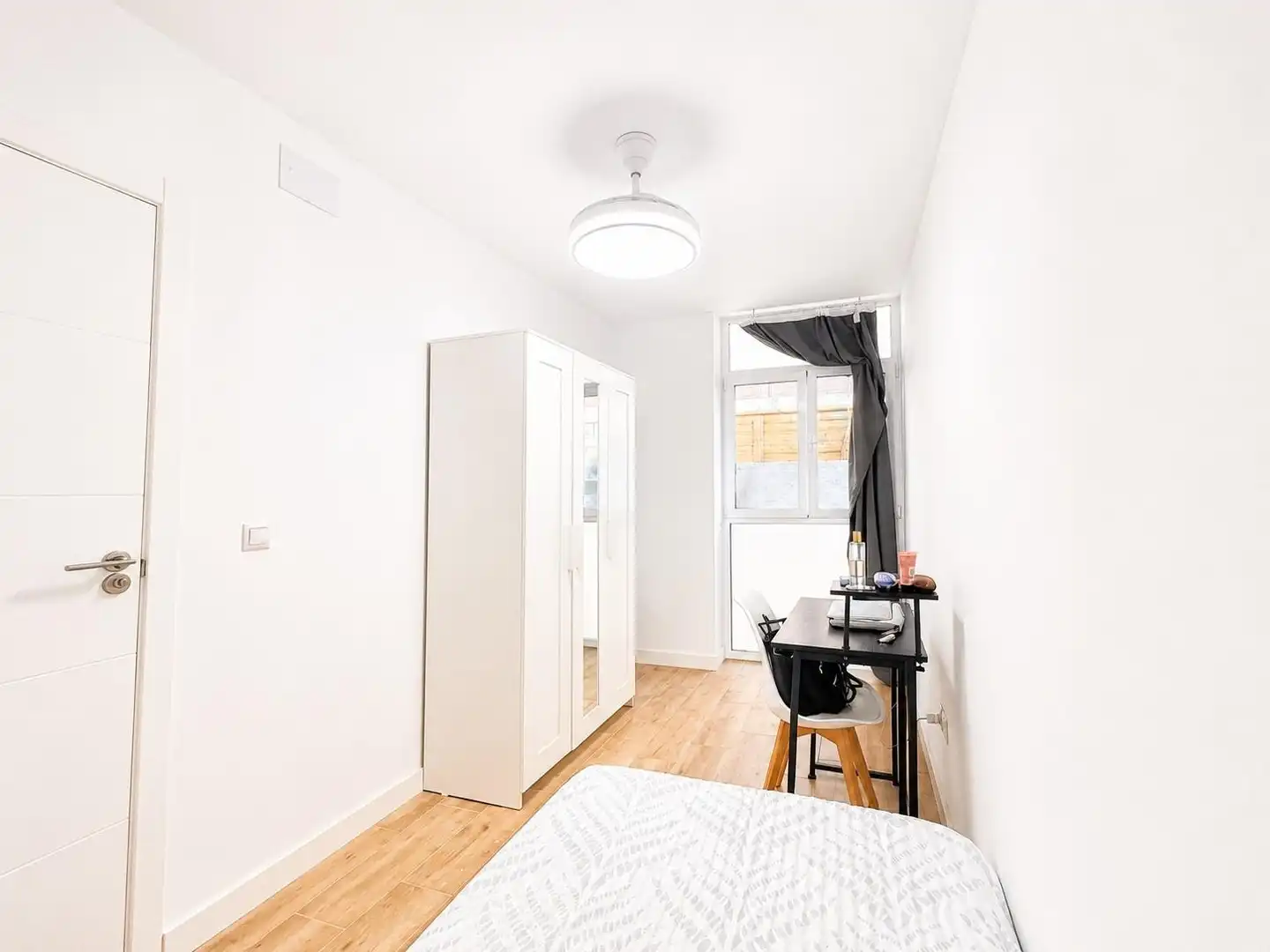 Habitación de Planta baja en venta en Almería
