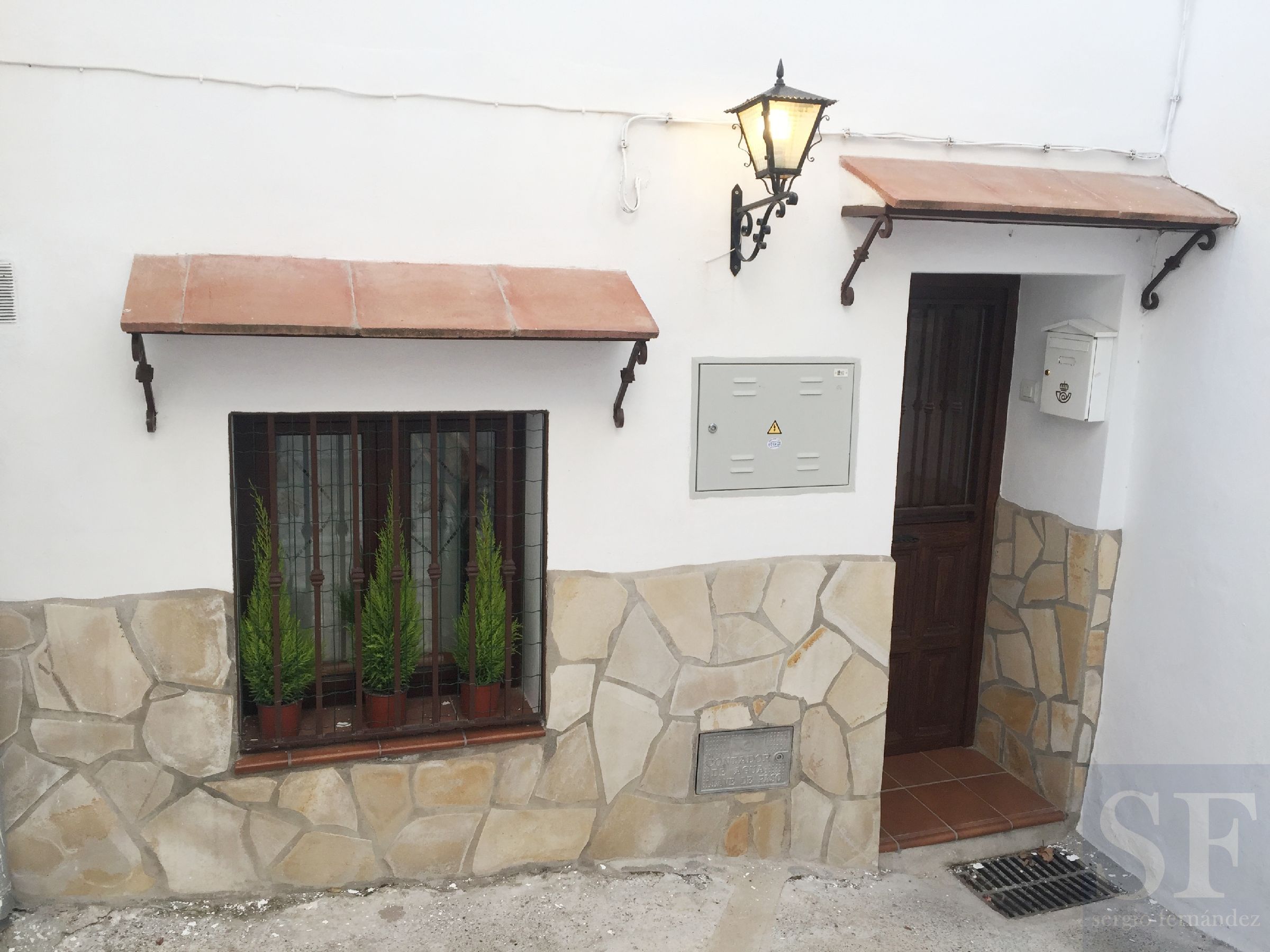 Casa adosada en venda a Sedella