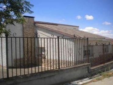 Casa amb piscina en venda a SALITRERIA 67