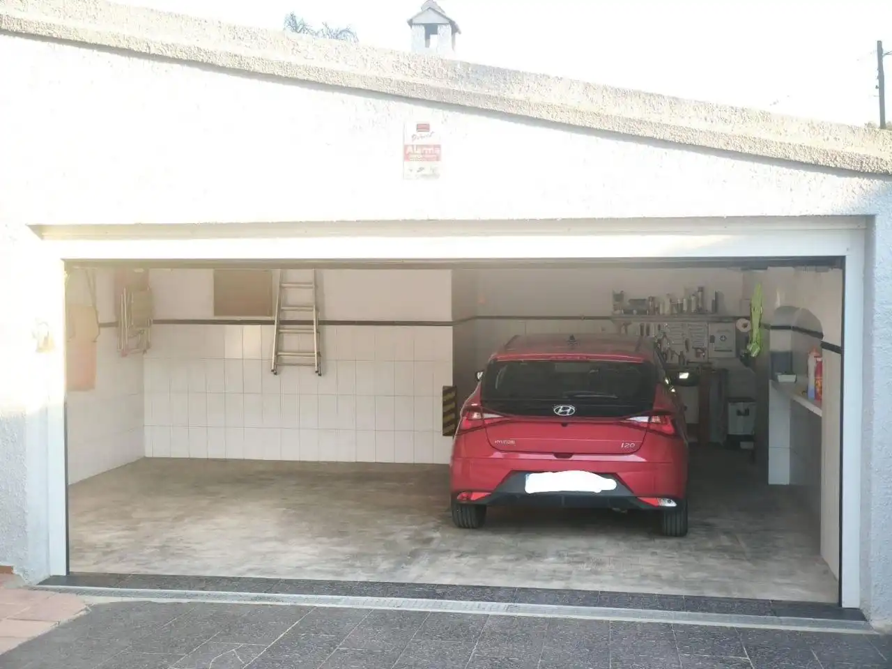 Parking de Casa o chalet en venta en Paterna con Aire acondicionado, Calefacción y Jardín privado