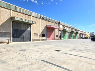 Nau industrial en venda a PINOS PUENTE