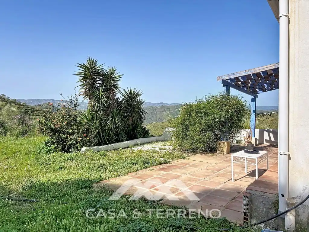 Terrassa de Casa o xalet en venda en Canillas de Aceituno amb Jardí privat, Terrassa i Piscina